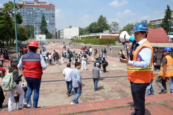 Realizan Primer Simulacro Nacional 2025